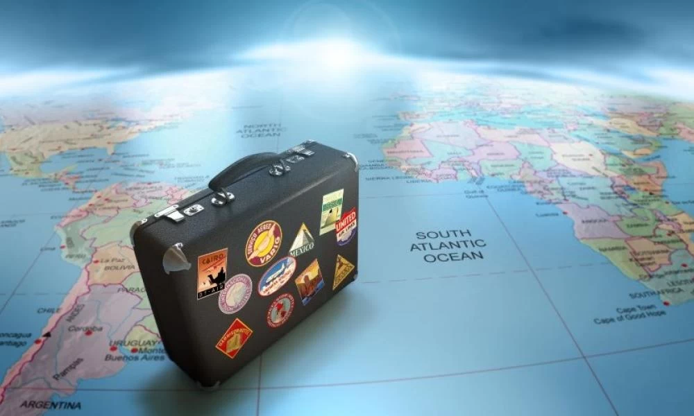 Πότε ανοίγουν χερσαία και θαλάσσια σύνορα και τα κριτήρια της άφιξης των τουριστών